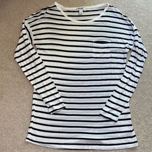 Old Navy Modern Striped Long Sleeve Tee Shirt! - Picture 1 of 6